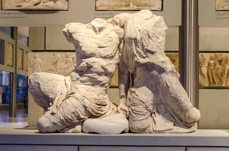 60 - Grecia - Atenas - museo de la Acropolis - sala del Partenon